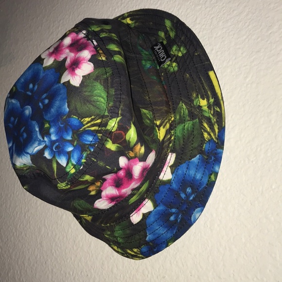 Floral bucket hat - Picture 2 of 2